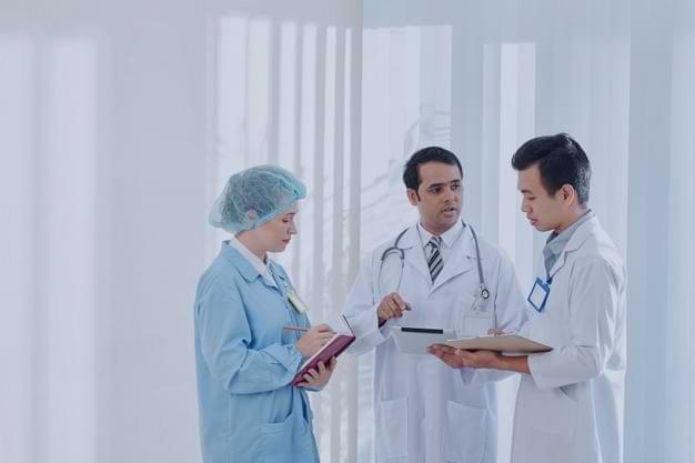 Discussion among Doctors